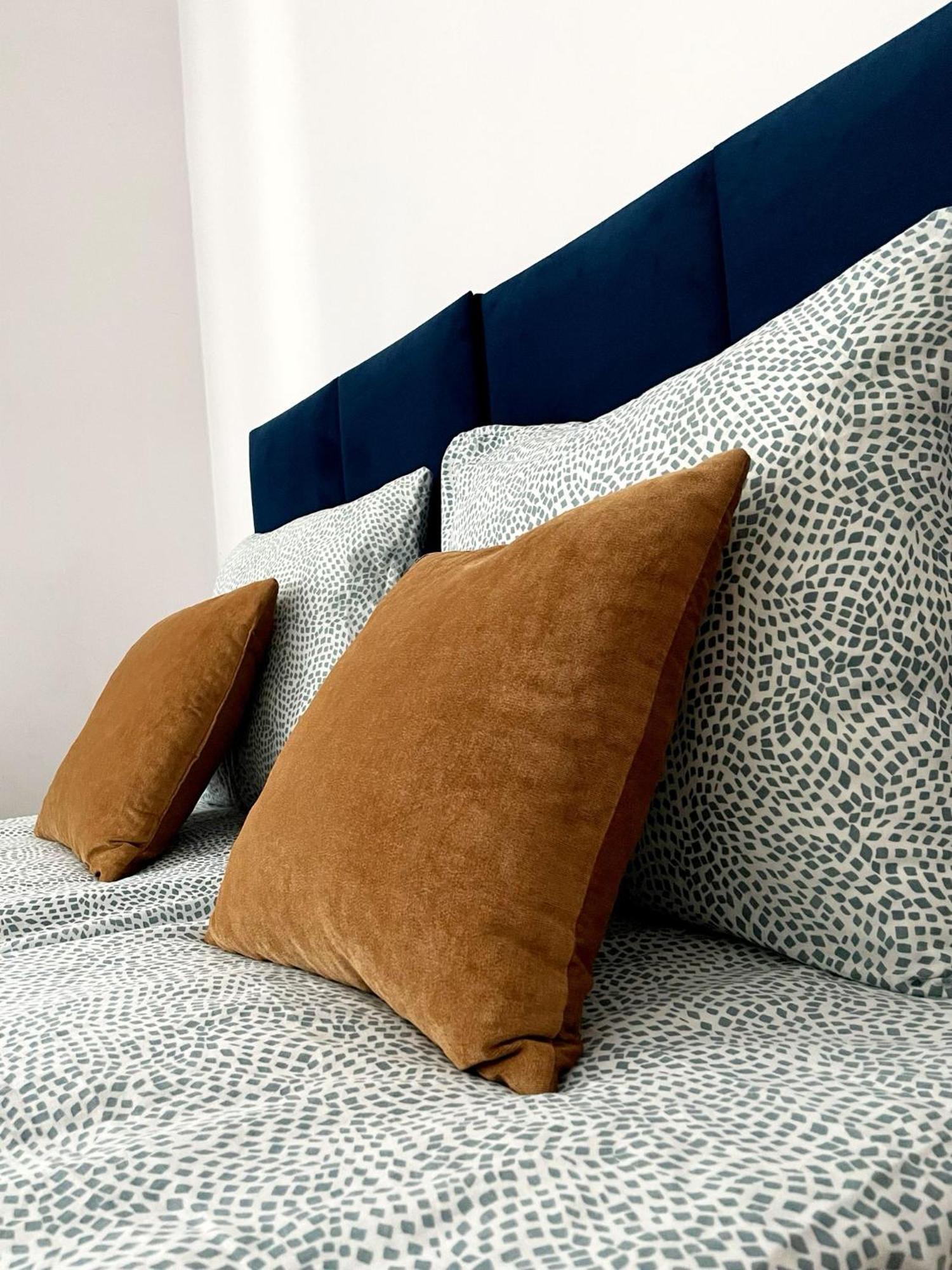 Apartment Lily - Ideal For Groups And Families Near Train Station *